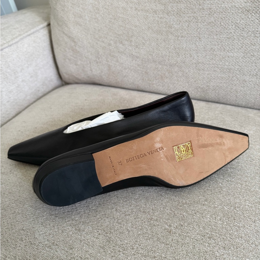 Bottega Veneta Black Leather Loafers ( authentic)